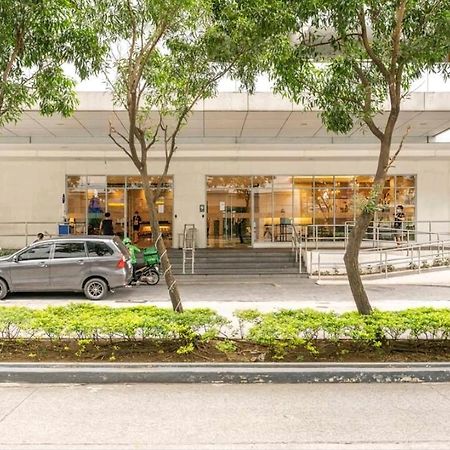 Grass Residences Sm North Edsa And Trinoma Quezon City Exterior photo